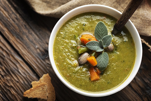 Frío y sopa: esta combinación también puede ser saludable y saludable